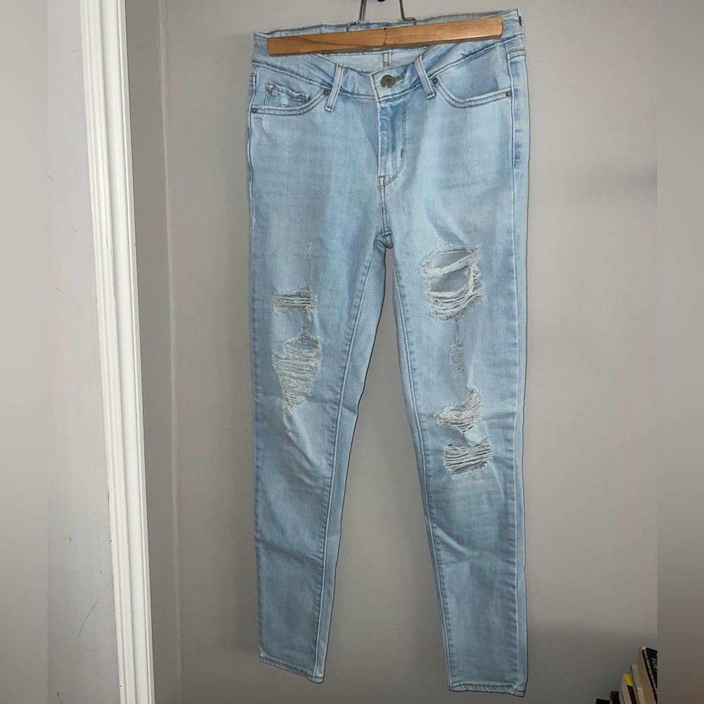 Levi’s 711 Skinny Jeans